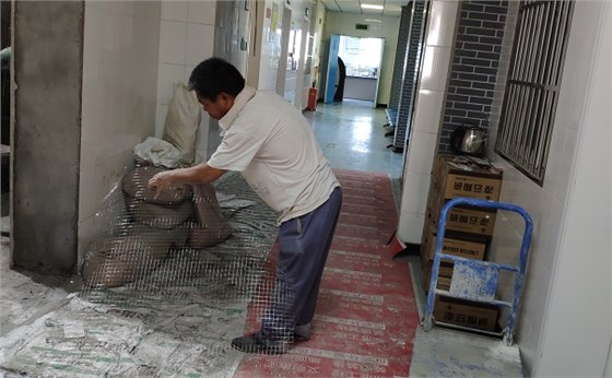 CT室防輻射工程硫酸鋇施工現(xiàn)場圖 CT室防輻射工程硫酸鋇施工現(xiàn)場圖