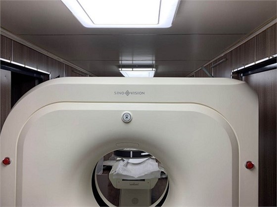 移動式方艙CT為醫(yī)護人員和患者帶來了福音 移動式方艙CT為醫(yī)護人員和患者帶來了福音