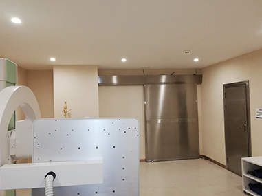 手術(shù)室醫(yī)用防護(hù)門無腳踏感應(yīng)會帶來怎樣的危害呢?