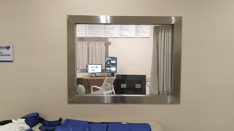 CT室防輻射工程廠家淺談射線防護(hù)鉛玻璃如何選擇及注意事項(xiàng)