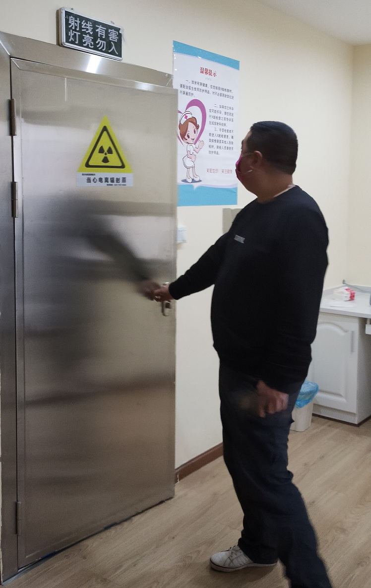 光銘射線防護(hù)工程廠家淺談放射科防輻射鉛門設(shè)計(jì)要求